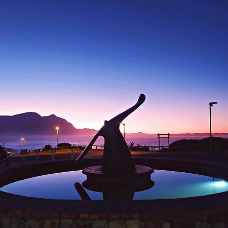 Apartment At Hermanus Waterfront Dış mekan fotoğraf