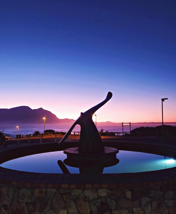 Apartment At Hermanus Waterfront Dış mekan fotoğraf